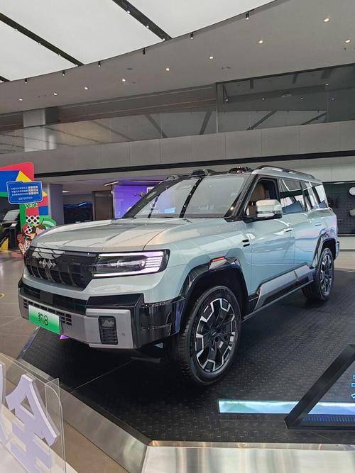 佛山顺德区超磊汇企业管理咨询比亚迪方程豹硬派越野的爆款，英菲尼迪35周年与你共成长